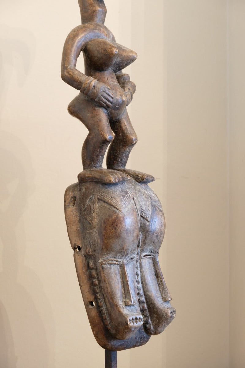 Carved African Guro (Gouru) Fertility Figure Sculpture On Stand