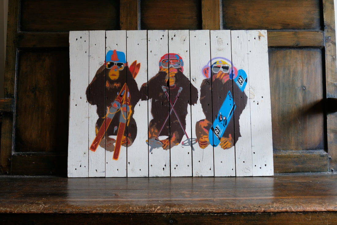 Naïve street artwork by an 'unknown artist - Three Wise Monkeys