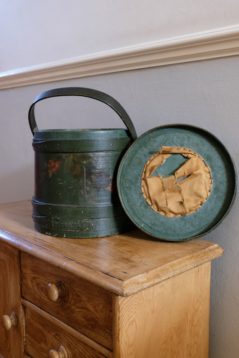 19th Century American Folk Art Painted Bentwood Box