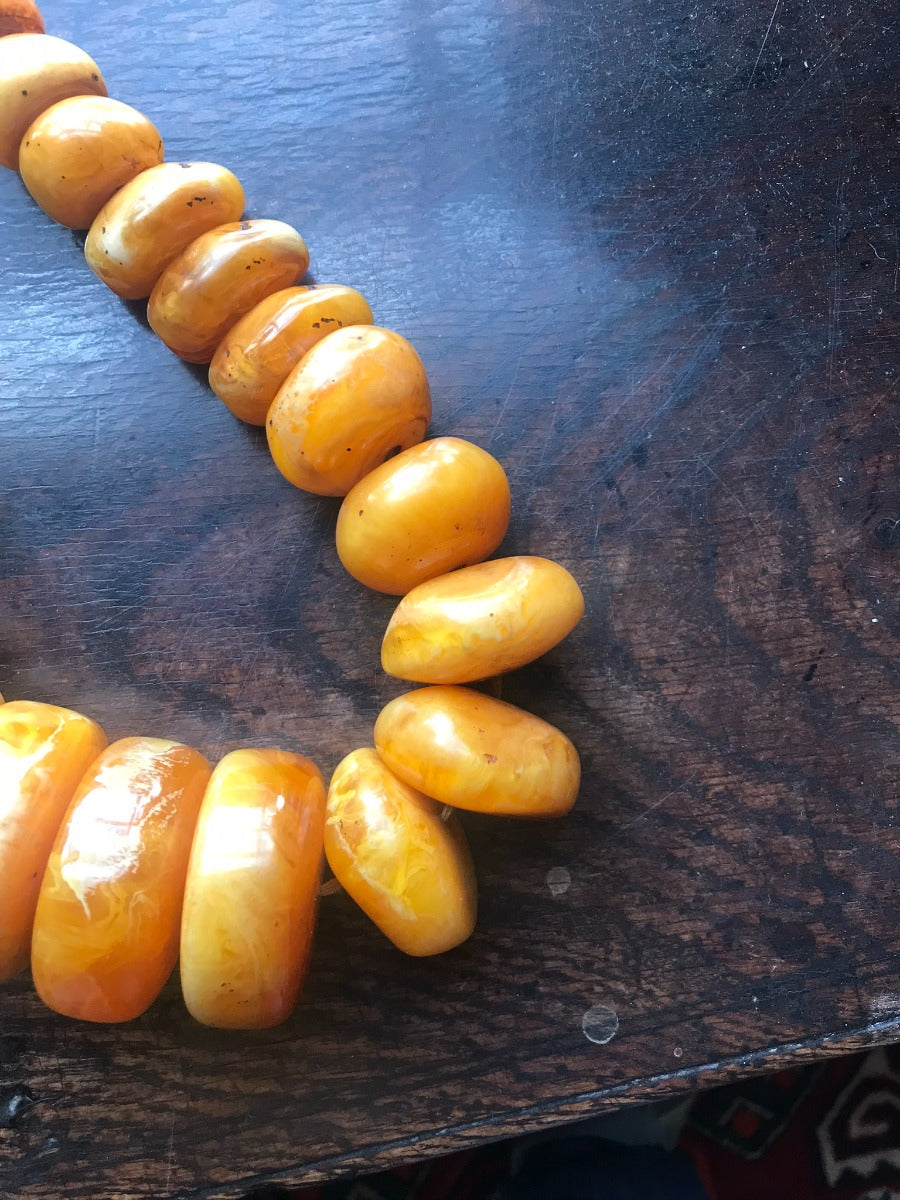 Vintage Amber Necklace With Graduated Beads