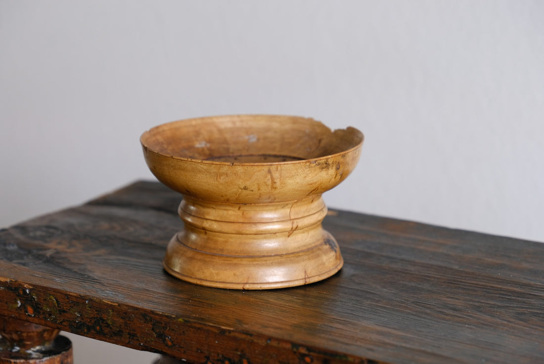 Burr Wood Treen Cup Shaped Pomander - Signed By The Turner