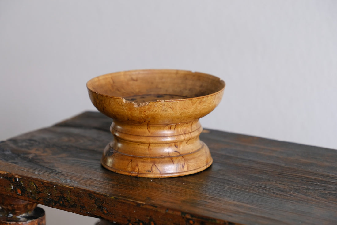 Burr Wood Treen Cup Shaped Pomander - Signed By The Turner